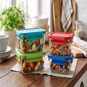Glasslock glass container set with four sided locking lids